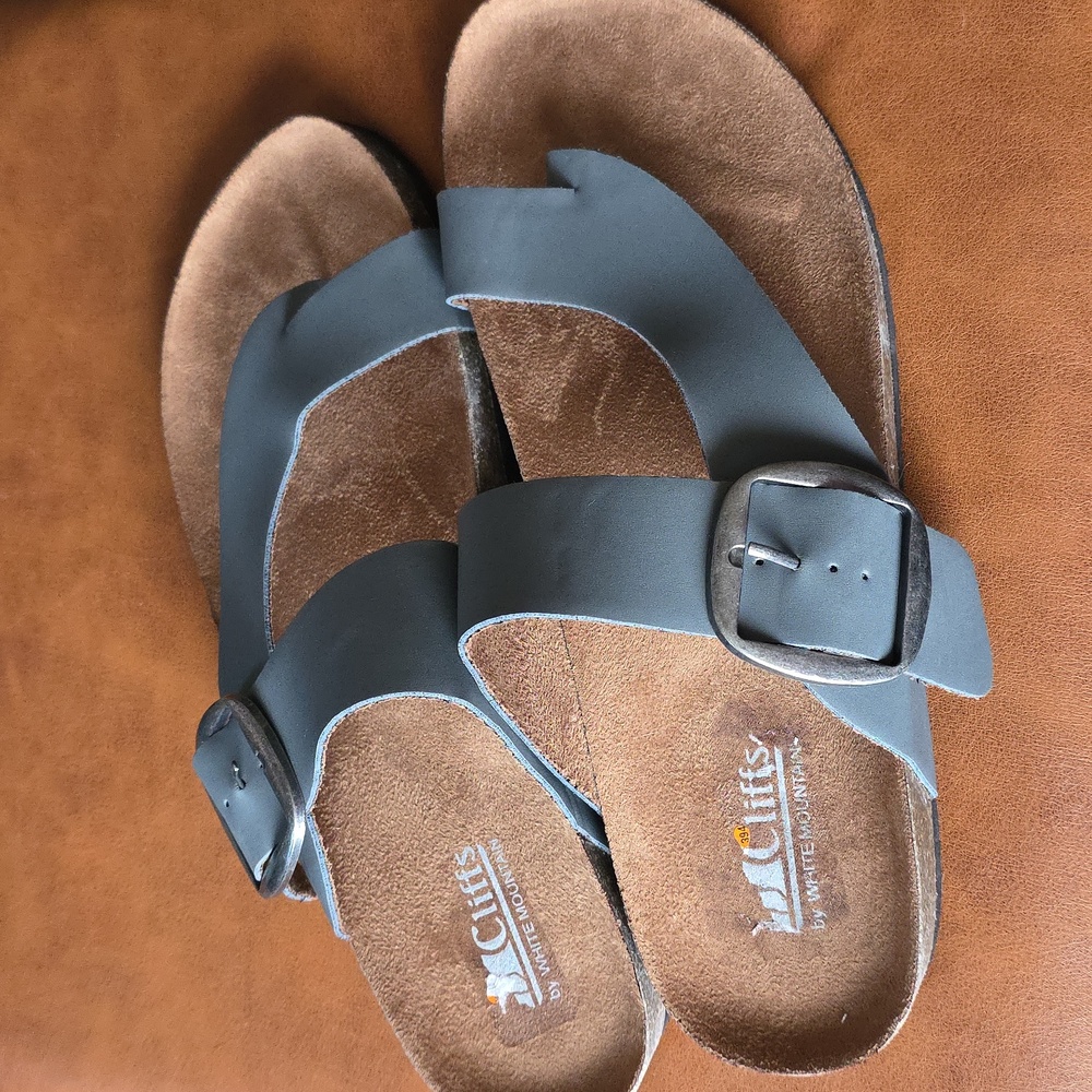 Women's Cliffs By White Mountain Glennis Gray Sandals - Picture 3 of 5